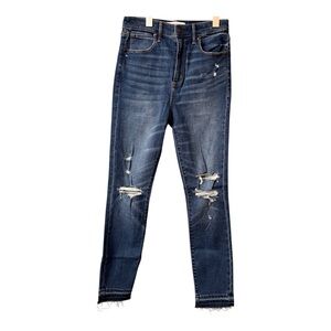 Abercrombie & Fitch Super Skinny Ankle High Rise Distressed Jeans. Size 4/27 Reg